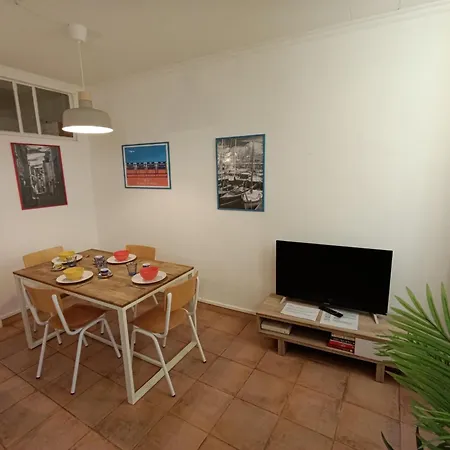 Vieux Place Garibaldi - Cozy Flat Apartment