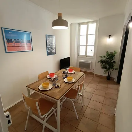 Apartment Vieux Place Garibaldi - Cozy Flat *