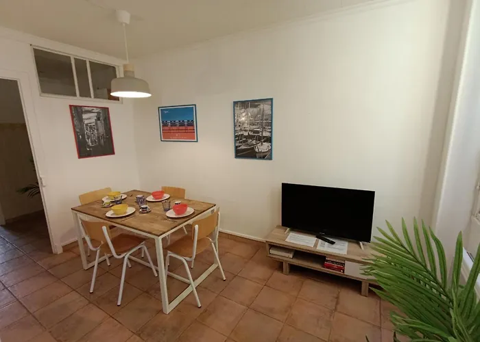 Vieux Place Garibaldi - Cozy Flat Apartment
